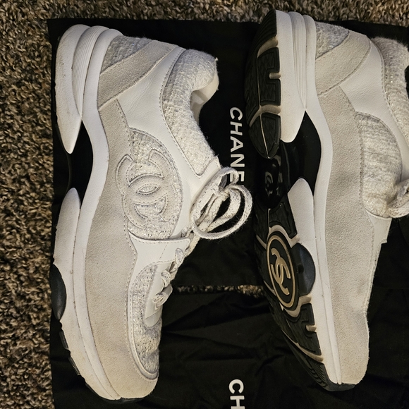 Chanel sneakers white/silver sz 8.5 eu 39.5 - Picture 4 of 9